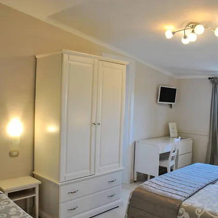 Fiorita Hotel 3*